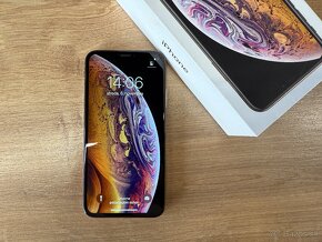 iPhone Xs 64gb GOLD - 2