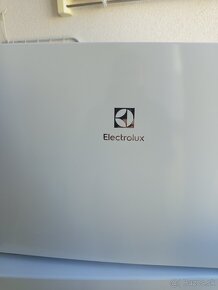 Chladnička s mrazničkou ELECTROLUX - 2