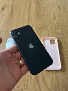 iPhone 11 Black 64gb v záruke - 2