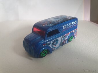 Hot wheels Dairy Delivery HAHDO - 2