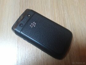 Blackberry Bold - 2