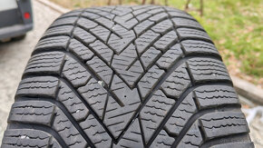 Zimné pneu 225/40 R18 --- PIRELLI - 2