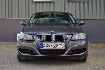 BMW Rad 3 330 i xDrive A/T - 2