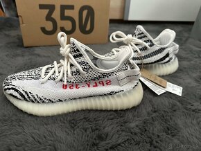 Predám Yeezy Boost 350 v2 “Zebra” 39 1/3 - 2