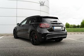 Mercedes-Benz GLA Mercedes-AMG 45 GLA45 AMG 4MATIC A/T - 2