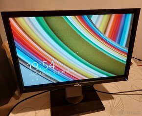 LCD Monitor - 2