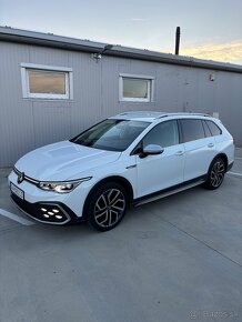 Volkswagen Golf Alltrack 8 2.0 TDI - 2