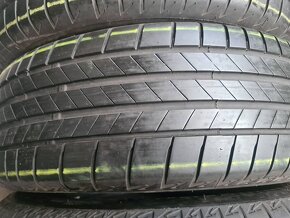 205/60r16 letné 4 ks BRIDGESTONE dezén 6,8-5,6 mm - 2