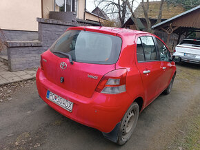 Yaris - 2