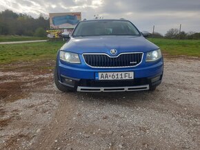 Škoda Octavia Scout 4x4 2,0 TDi DSG bixenon,ťažné - 2