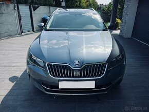 Škoda superb Combi 2.0tdi Style DSG - 2