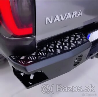 Zadný pevnostný náraznik Nissan Navara D40, D23 /NP300/ - 2