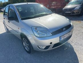 Ford Fiesta - 2