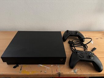 Xbox one x - 2