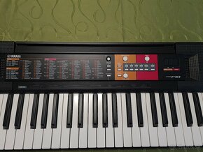 Elektronický klavír zn. YAMAHA - 2