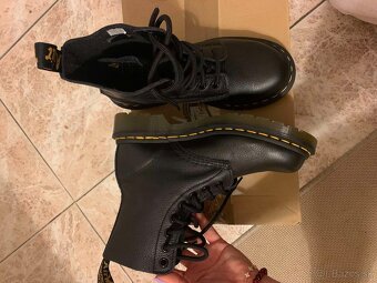 Dr. Martens - 2