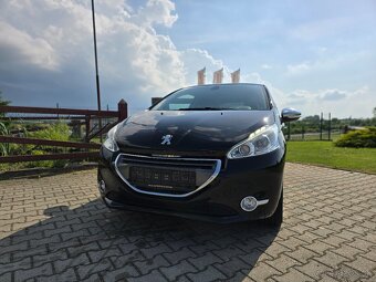 Peugeot 208 - 2