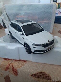 1:18 Skoda Octavia ,Karoq,Vw b8 Paudi. - 2