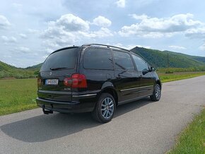 Predám Volkswagen Sharan 2.0tdi 100kw - 2