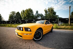 Ford Mustang V6 4L AJ NA SPLÁTKY - 2