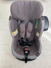 Autosedačka Besafe Izi modular I-size 61-105cm + isofix BASE - 2