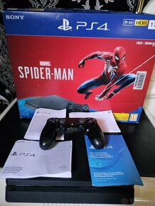 Predám PS4 Spiderman Edition - 2