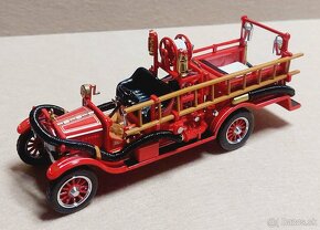 Matchbox Collectibles - 16 - 2