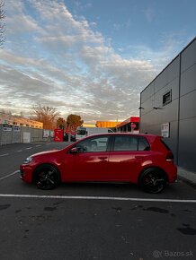 Volkswagen Golf 2.0 TSI GTI - 2