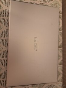 Asus vivobook 15 - 2