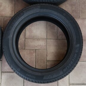 MICHELIN Primacy 4 - 205/55 R17 91V - DOT 4224 - 2