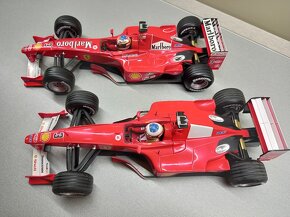 2x F1 FERRARI F2000 2000 MICHAEL SCHUMACHER HOTWHEELS 1:18 - 2