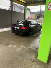 Bmw e92 325xi - 2