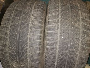 Goodyear 245/45/17 zimne - 2