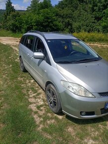 Mazda 5 benzín . - 2