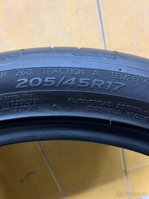 Hankook letné 205/45 R17 - 2