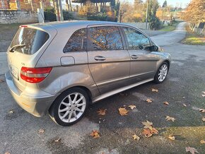 Mercedes B200 - 2