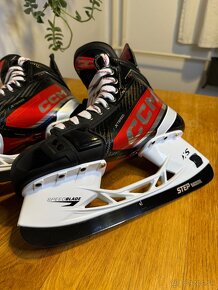 CCM Jetspeed FT6 Pro Plus SR Regular, vel.8(43) - 2