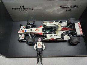 F1 HONDA RA106 BUTTON VÍTĚZ MAĎARSKO 2006 MINICHAMPS 1:18 - 2