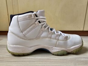 Jordan 11 Columbia vel.44.5 - 2