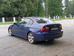 BMW E90 318d - 2