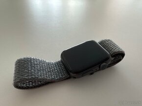 Apple Watch 6 44mm - nahradne diely - 2