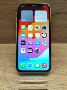 iPhone 11 GOLD - super stav - 2