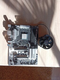 Predám základnú dosku Asrock - 2