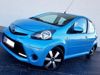 Toyota Aygo 1.0 VVT-i ● 03.2014 ● Kúpené v SR ●119 tisíc KM - 2