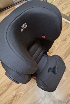 Britax Romer Kidfix III cierna - 2