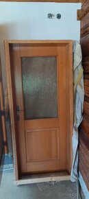 Predám 2x drevené dvere z masivu - 2