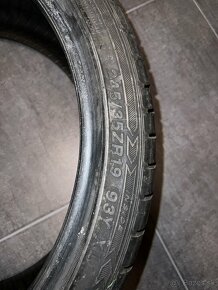 Predám letné pneu 245/35 R19 - 2