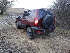 Predám Lada Niva 1,7i 59kW 2005 - 2