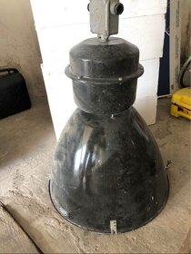 čierne opaxitove sklo,industrial lampa a iné - 2