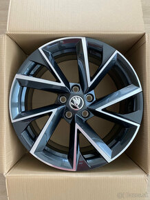 Vela/Vega Black 5x112 R18 8Jx18 ET44 Škoda Superb 3 NOVÉ - 2